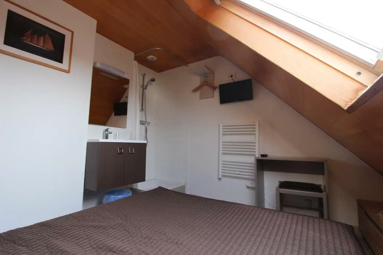 Residence Hoteliere Sarah Bernard Le Palais 0*,