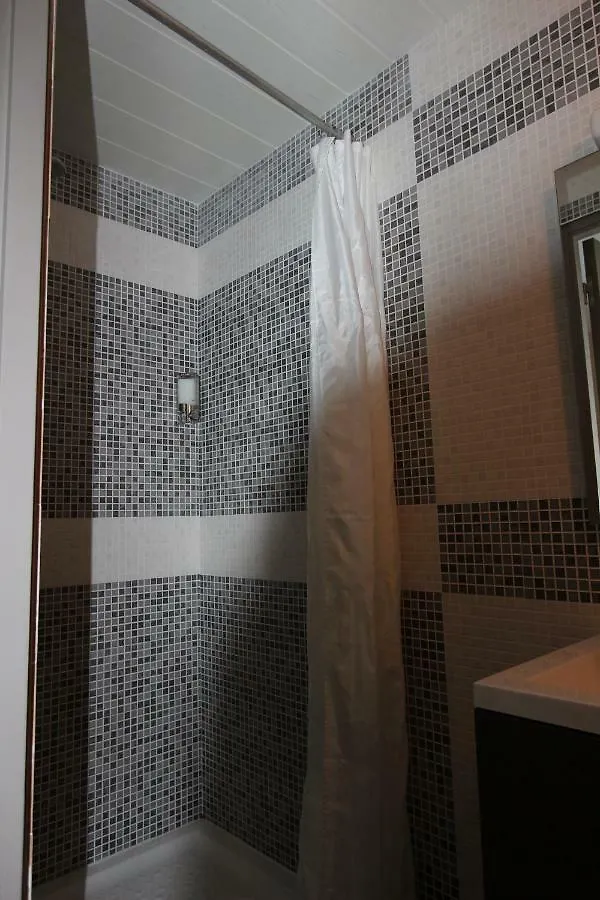 Residence Hoteliere Sarah Bernard Le Palais